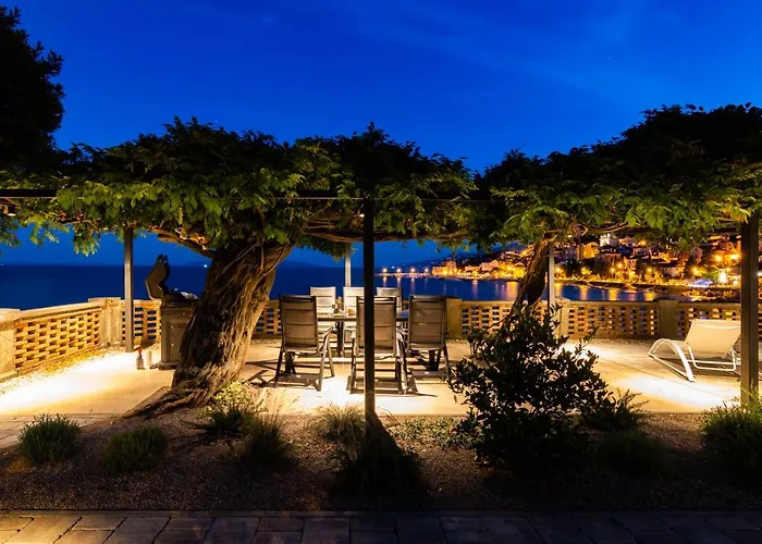 Seaside Apartment Volosko On The Beach